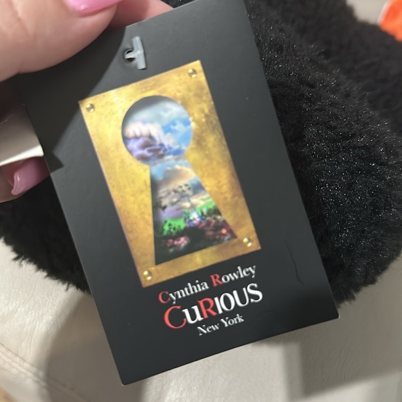 Cynthia Rowley Halloween Blanket and Pillow - Picture 2 of 5